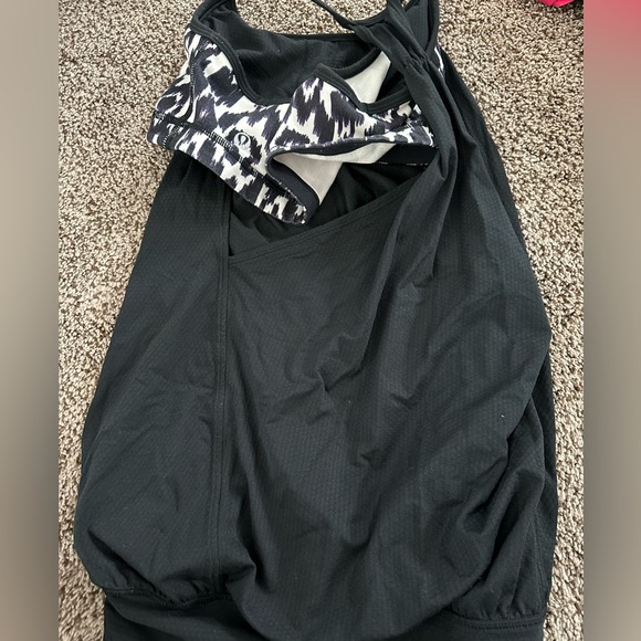 Lululemon Size 6 Tank - Picture 2 of 2